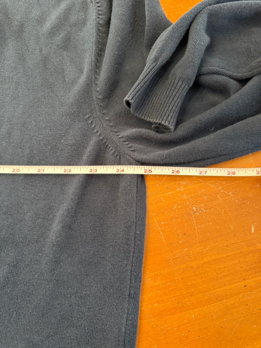 Lacoste Men's V-Neck Sweater in Navy with Green Logo - Picture 7 of 11
